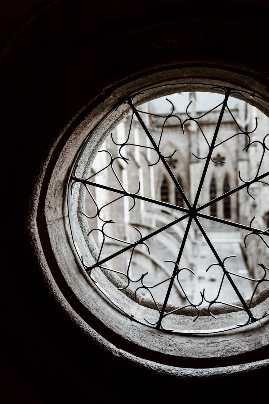 Things to do in Quito - Basilica del Voto Nacional